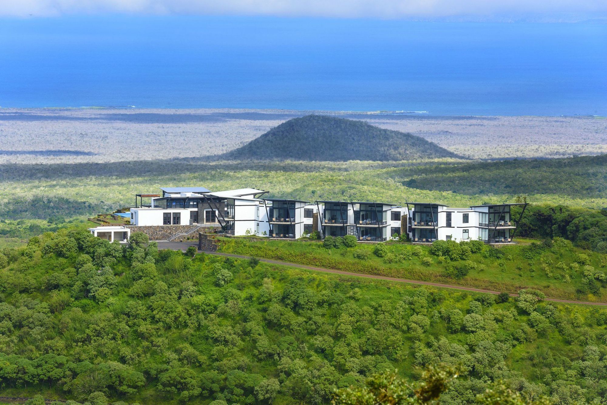 Pikaia Lodge Santa Cruz Island Exterior photo